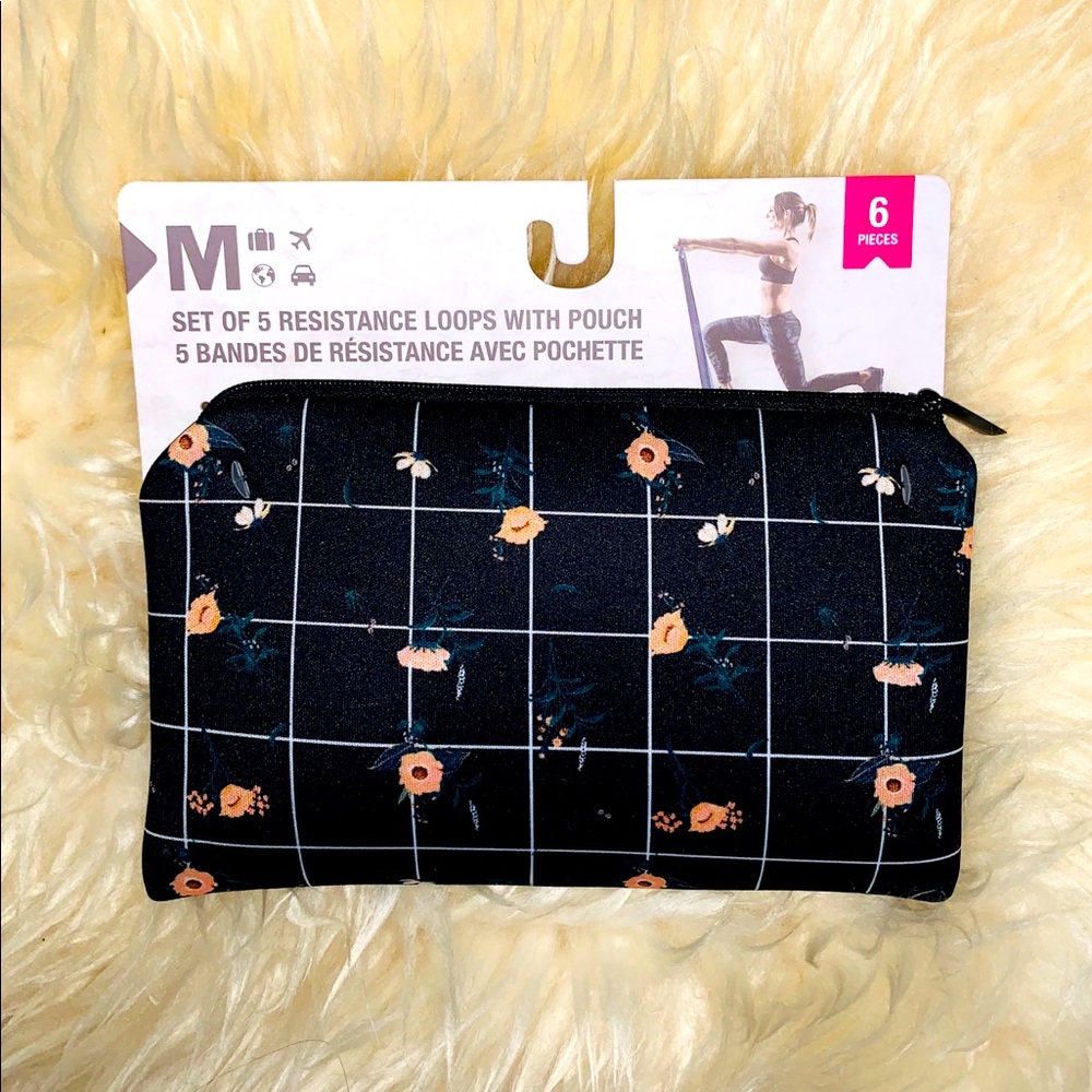 NWOT Resistance bands with pouch